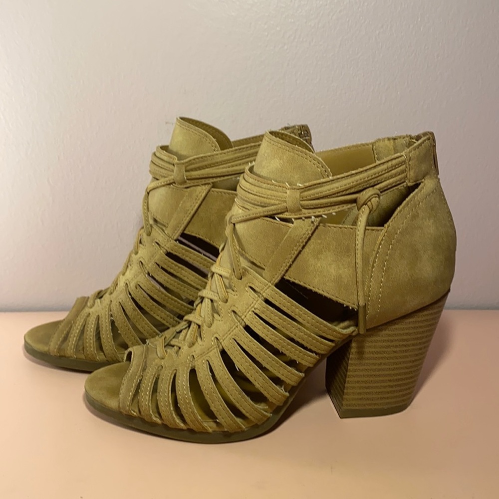 🎉HP🎉Rampage - Vella 4” Stacked Heel Open Toe sandal bootie Size 7.5